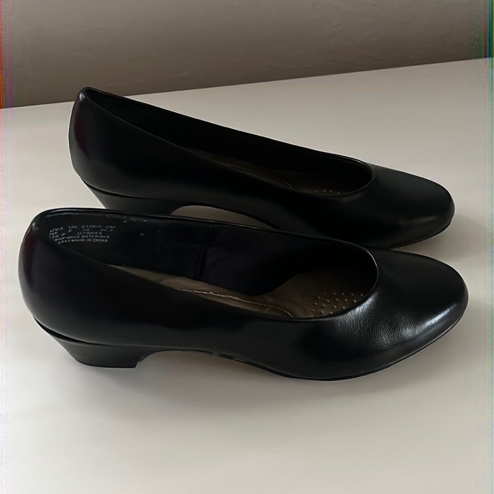 🆕 Soft style by hush puppies Angel II Woman’s Dress heels